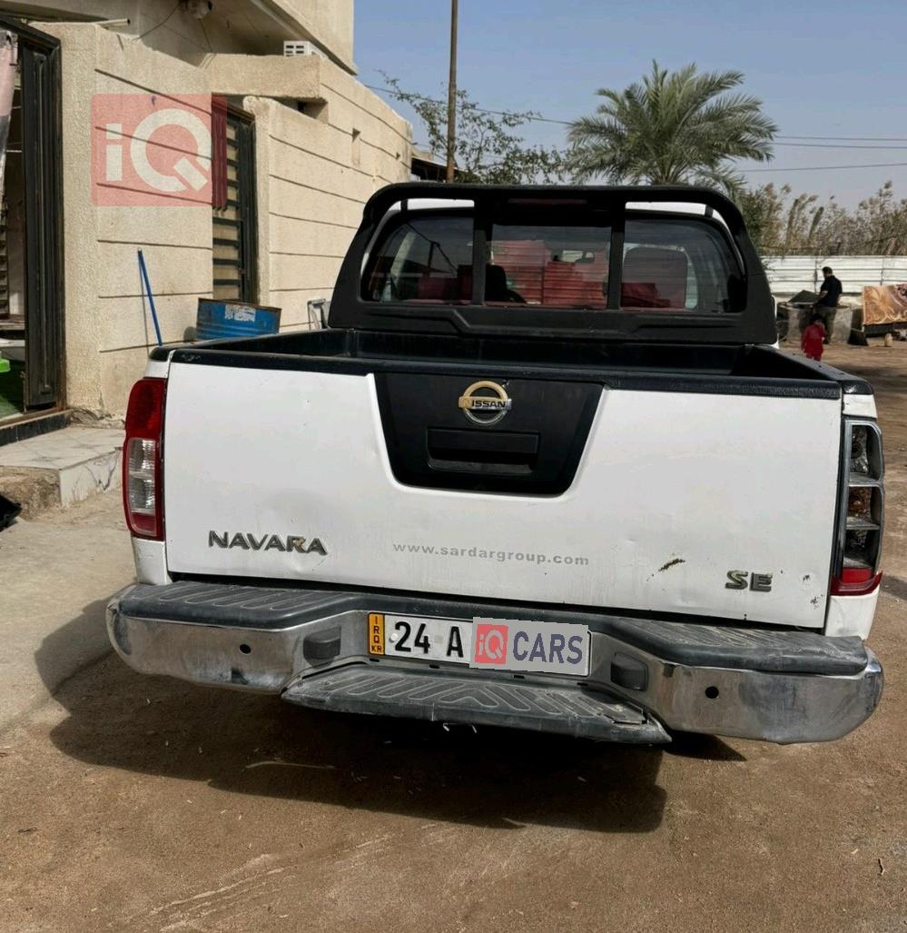 نيسان نافارا